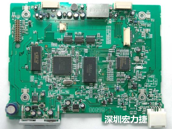 大面積PCB若電子元器件數(shù)量多、重量較重，板材強(qiáng)度不夠時(shí)容易產(chǎn)生PCB中央部凹陷問(wèn)題。