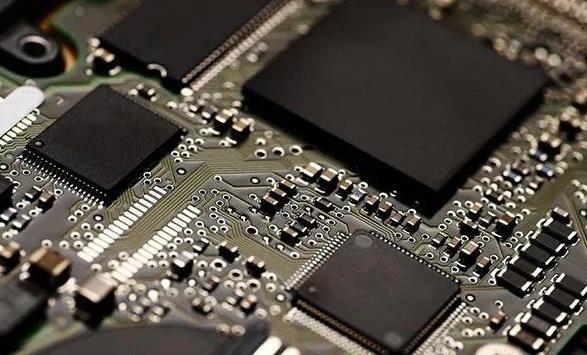 PCBA加工貼片元器件與插件元器件的區(qū)別在哪？